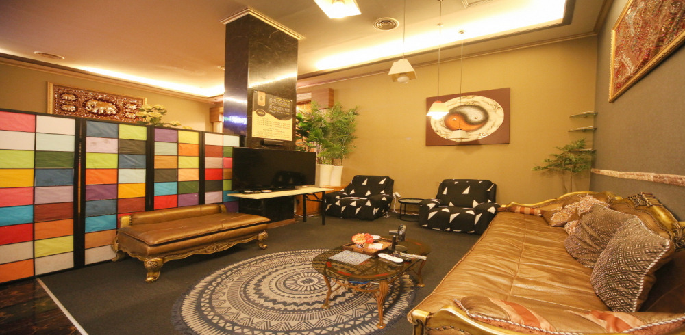 라온타이 (역삼동) 매장 사진 2