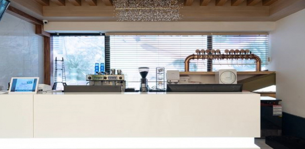 젠틸스웨디시&로미로미 (홍대입구역) 매장 사진 3