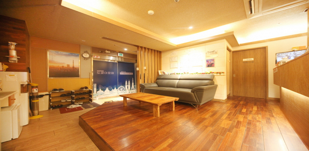 도쿄아로마 (신논현역) 매장 사진 3