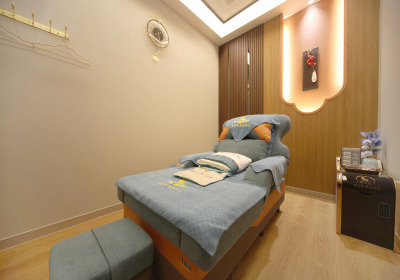 명인휘풋앤바디 (검단) 매장 사진 9