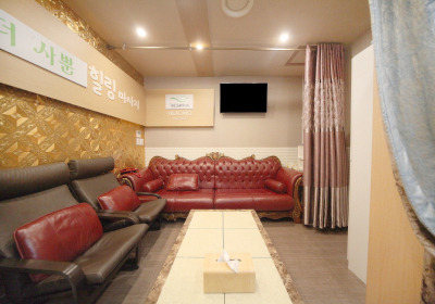 더사뿐 (평촌역) 매장 사진 3