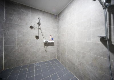 뉴크라운 (신설동역) 매장 사진 9